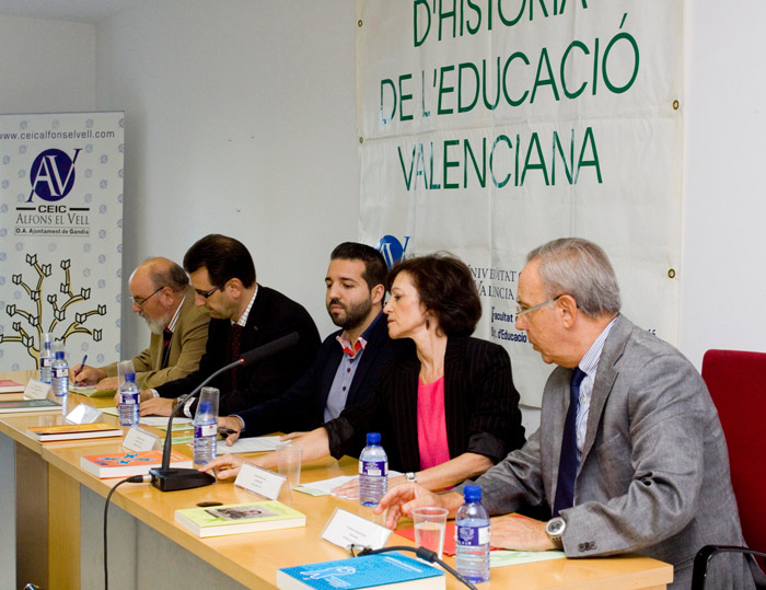 VIIes Jornades d’Història de l’educació valenciana. Mestres d’escola.